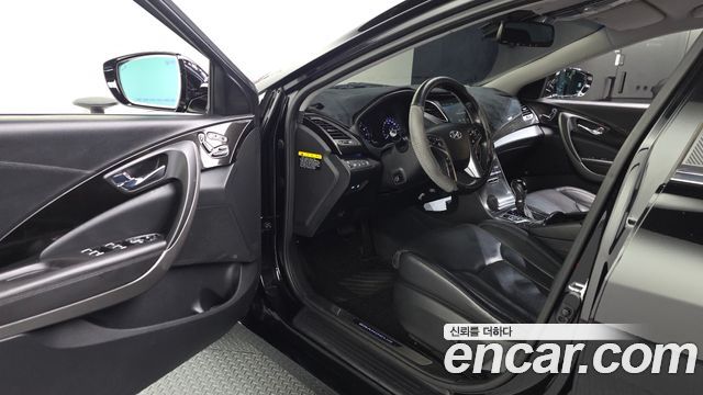 Hyundai Grandeur 2015 — photo 13