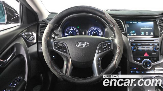 Hyundai Grandeur 2015 — photo 19