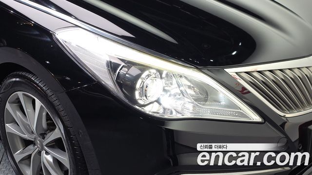 Hyundai Grandeur 2015 — photo 8