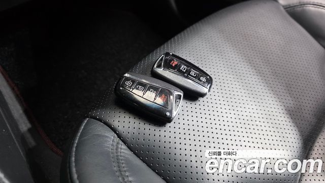Hyundai Grandeur 2015 — photo 29