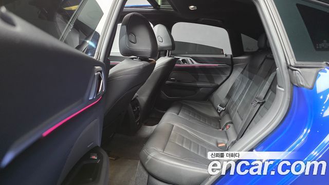 BMW i4 2023 — photo 18
