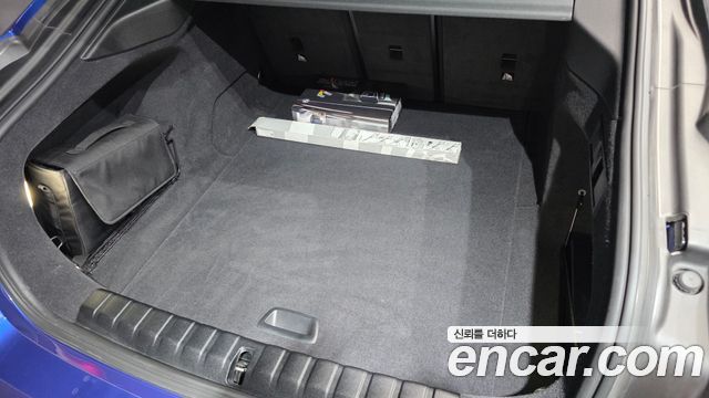 BMW i4 2023 — photo 30