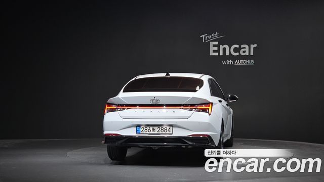 Hyundai AVANTE 2023 — photo 4
