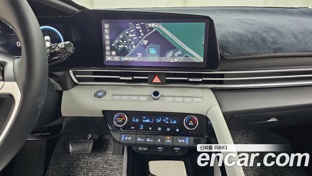 Hyundai AVANTE 2023 — photo 18