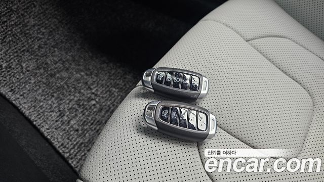 Hyundai AVANTE 2023 — photo 21