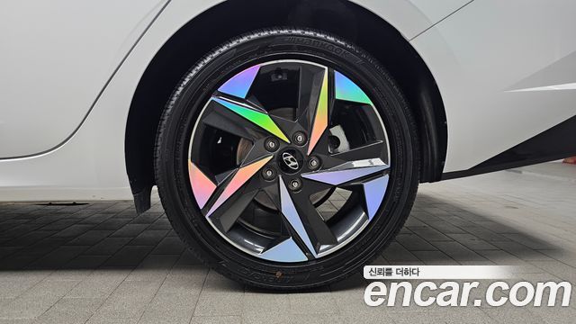Hyundai AVANTE 2023 — photo 7