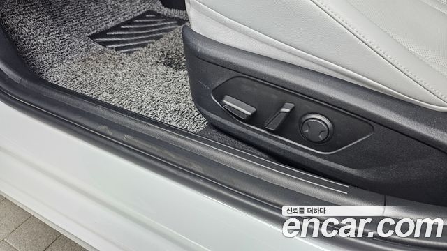 Hyundai AVANTE 2023 — photo 31
