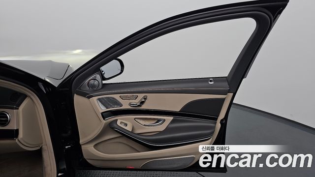 Mercedes-Benz S-Class 2016 — photo 14