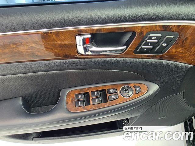 Hyundai Genesis 2008 — photo 13