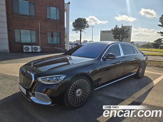 Mercedes-Benz S-Class 2025 — photo 1