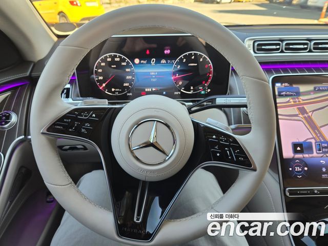 Mercedes-Benz S-Class 2025 — photo 10