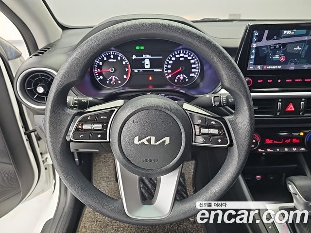 Kia K3 2022 — photo 9