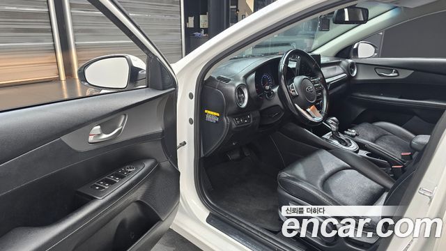 Kia K3 2020 — photo 10