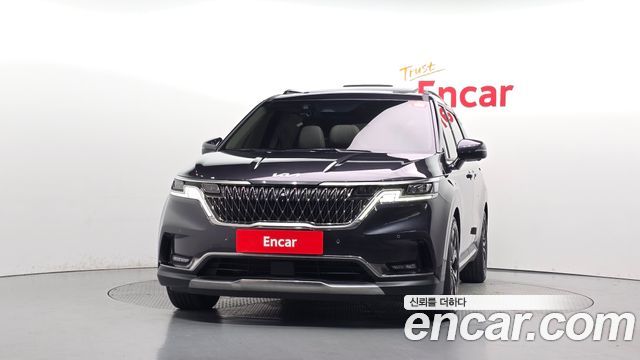 Kia Canival 2022 — photo 3
