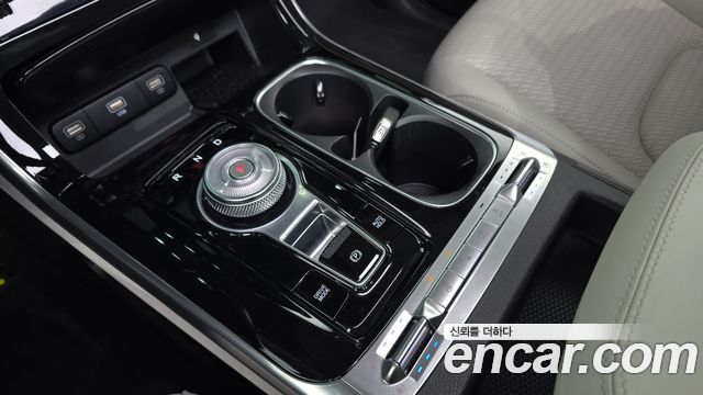 Kia Canival 2022 — photo 12