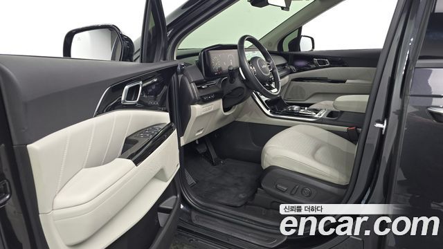 Kia Canival 2022 — photo 13