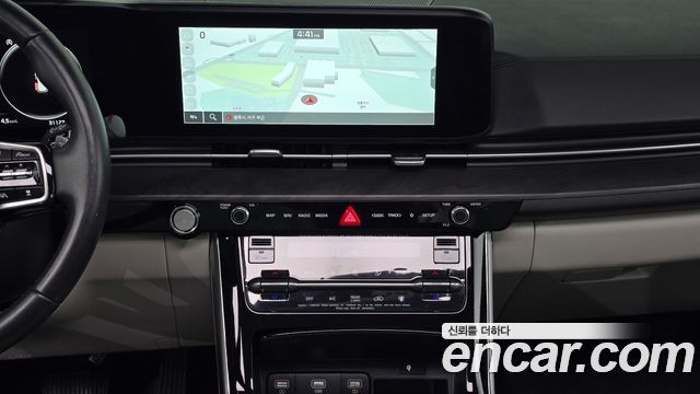 Kia Canival 2022 — photo 21