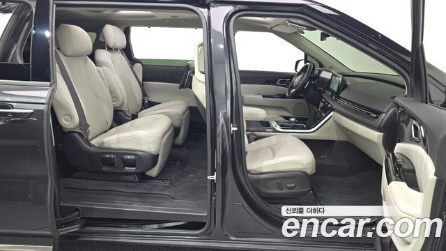 Kia Canival 2022 — photo 30