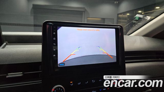 Hyundai Staria 2022 — photo 21