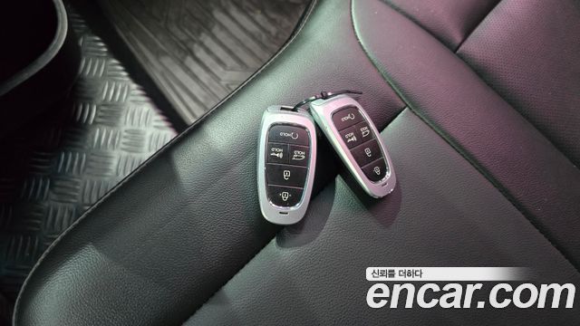 Hyundai Staria 2022 — photo 23