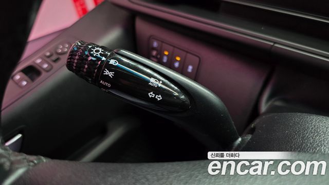 Hyundai Staria 2022 — photo 30