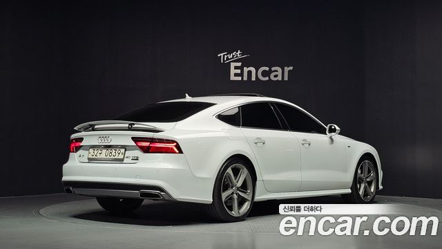 Audi A7 2016 — photo 2