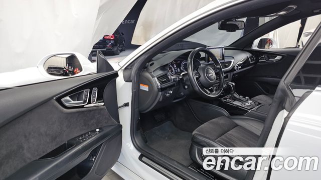 Audi A7 2016 — photo 10