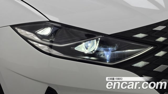 Hyundai Grandeur 2023 — photo 8