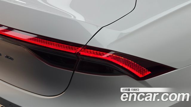 Hyundai Grandeur 2023 — photo 9