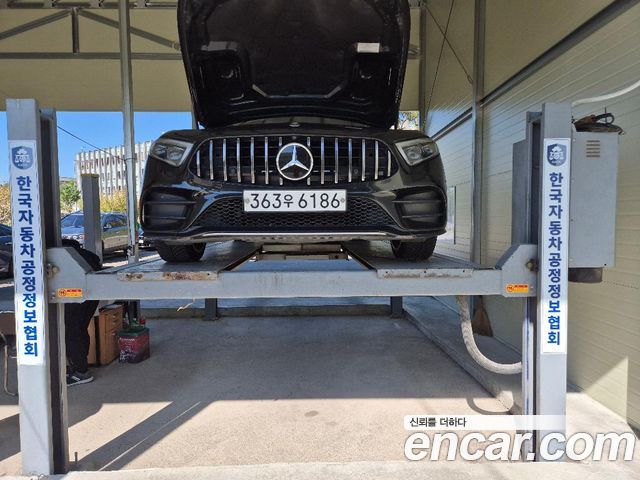 Mercedes-Benz CLS-Class 2019 — photo 1
