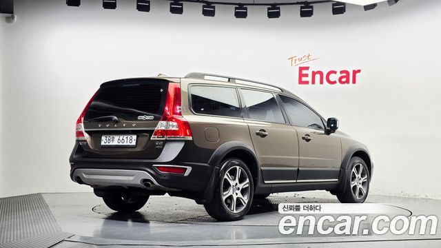 Volvo XC70 2014 — photo 2