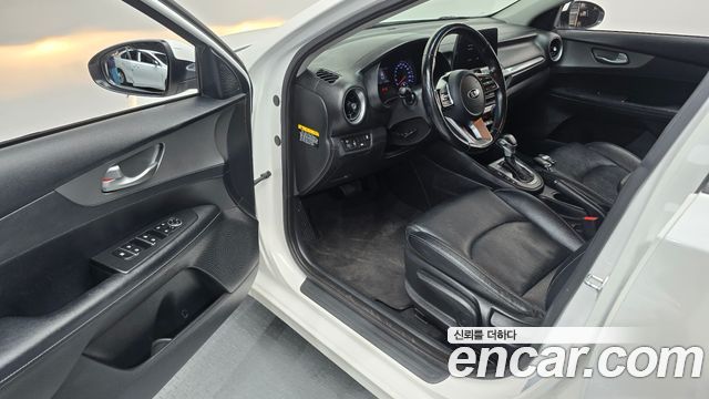 Kia K3 2020 — photo 10