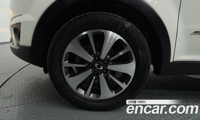 KG Mobility KORANDO 2015 — photo 5