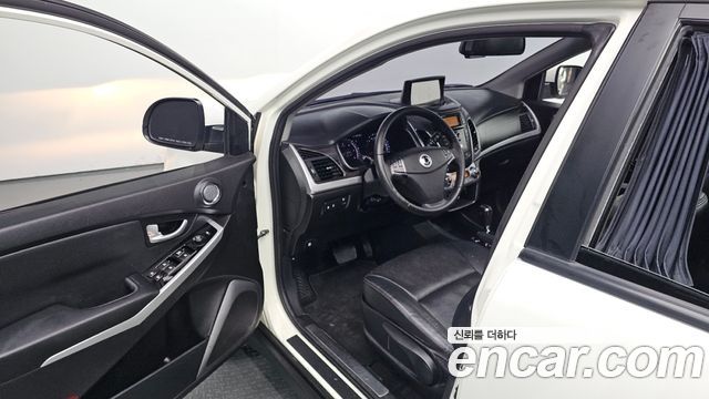 KG Mobility KORANDO 2015 — photo 17