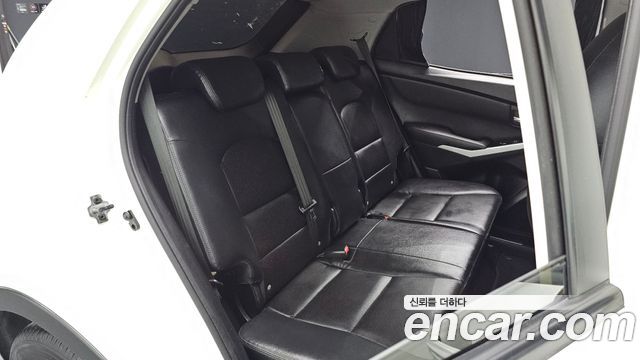 KG Mobility KORANDO 2015 — photo 16