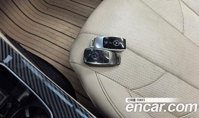 Mercedes-Benz CLS-Class 2019 — photo 12