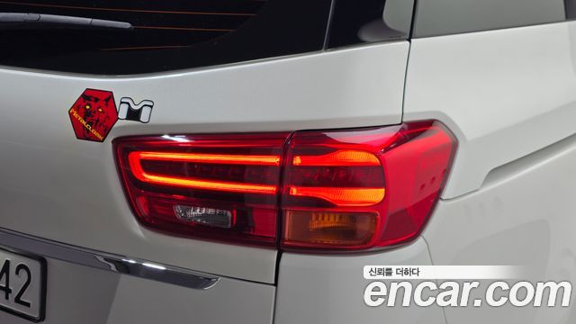 Kia Canival 2020 — photo 9
