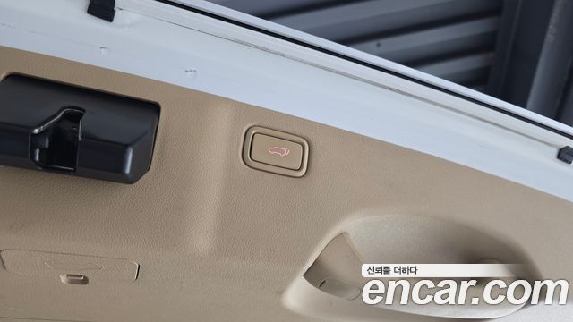 Kia Canival 2020 — photo 32