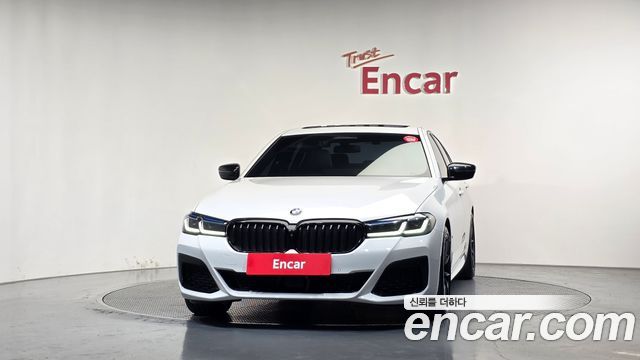 BMW 5-Series 2023 — photo 3