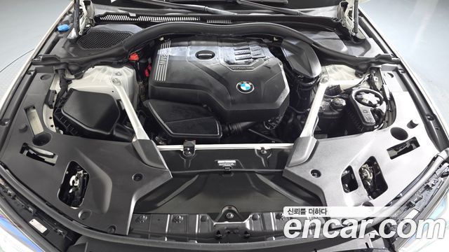 BMW 5-Series 2023 — photo 6