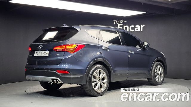 Hyundai Santafe 2015 — photo 2