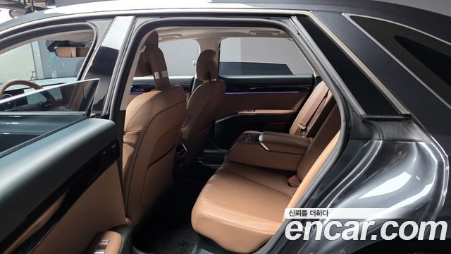 Hyundai Grandeur 2023 — photo 17
