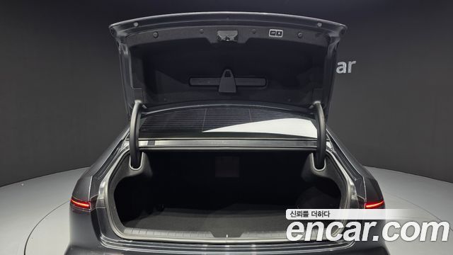 Hyundai Grandeur 2023 — photo 25