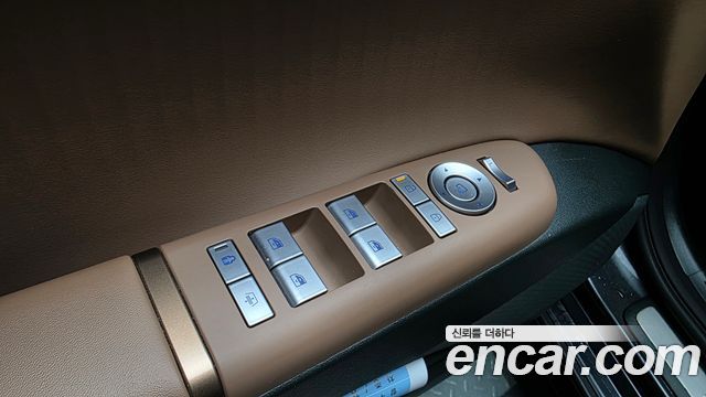 Hyundai Grandeur 2023 — photo 30