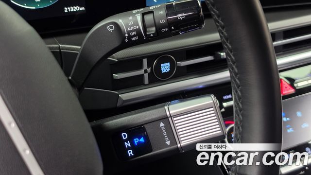 Hyundai Santafe 2025 — photo 12
