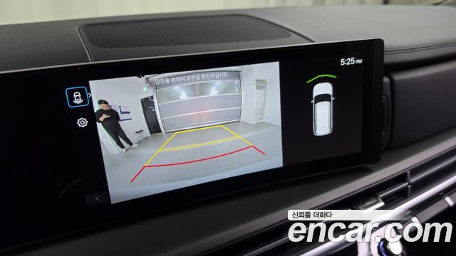 Hyundai Santafe 2025 — photo 24