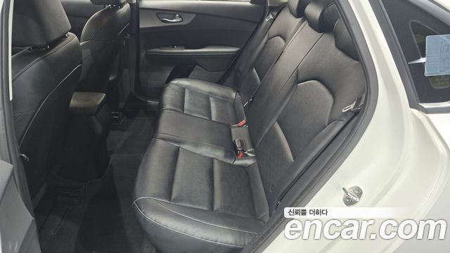Kia K3 2020 — photo 12