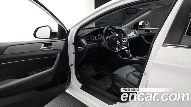 Hyundai Sonata 2018 — photo 10