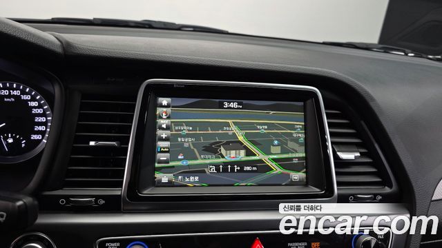 Hyundai Sonata 2018 — photo 14