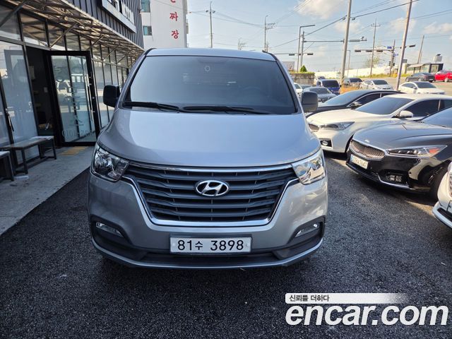 Hyundai Starex 2019 — photo 2
